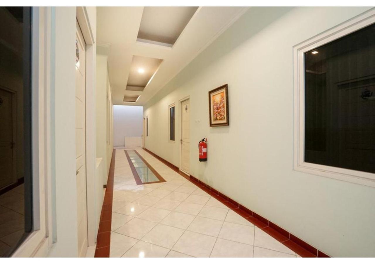 Hotel Bumi Banyu Bening Syariah Surabaya Exterior foto